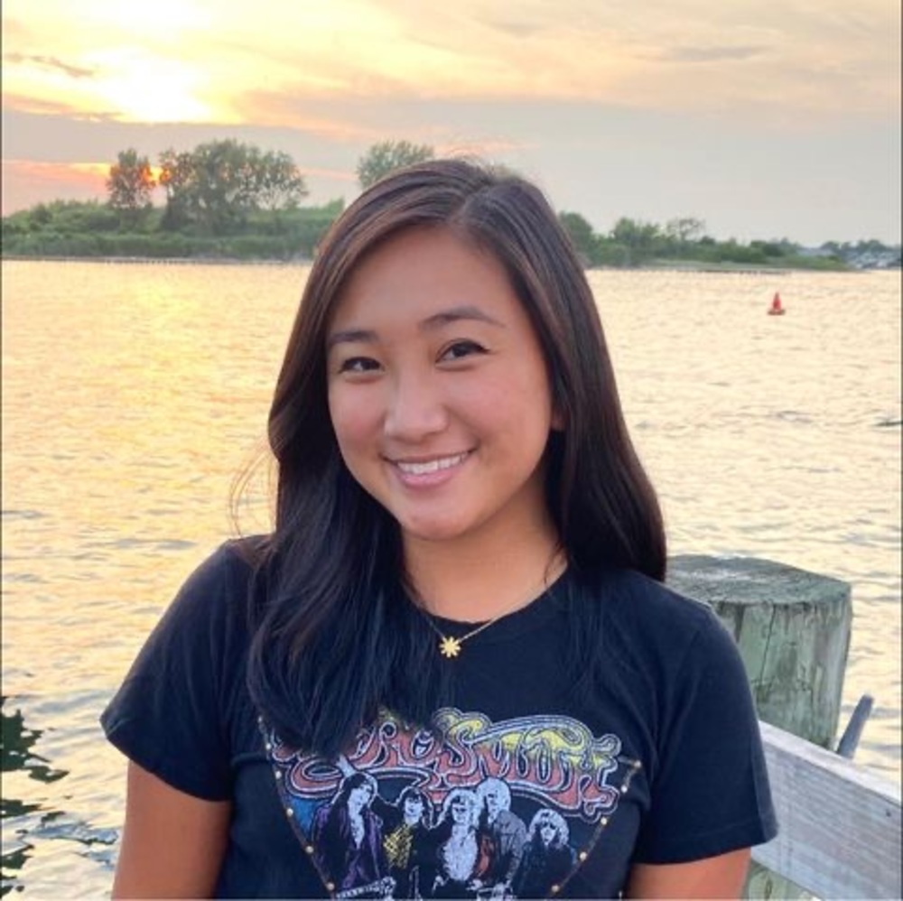 Meet your Posher, Emilie